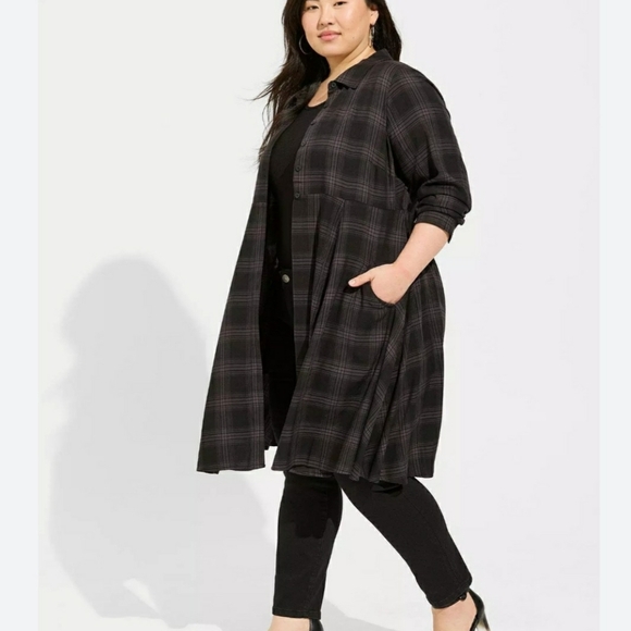 Torrid Button Down Shirt Kimono 1X Black Gray Plaid Long Sleeve Pockets Layering - Picture 1 of 16